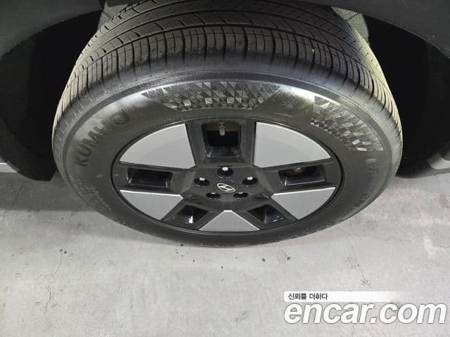 Hyundai Santa Fe 2023 — Şəkil 15/15