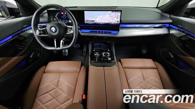BMW 5 Series 2024 — ფოტო 7/20