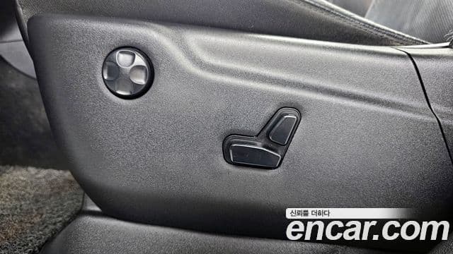 Jeep Grand Cherokee 2019 — Фото 20/20