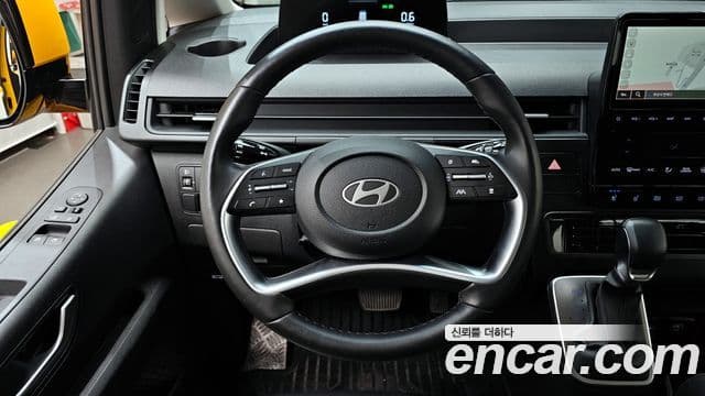 Hyundai Staria 2025 — ფოტო 15/20