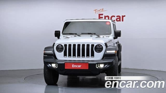 Jeep Wrangler 2019 — Şəkil 6/20