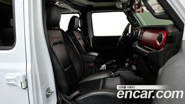 Jeep Wrangler 2019 — Şəkil 3/20