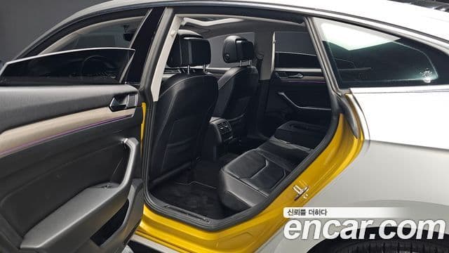 Volkswagen Arteon 2020 — Şəkil 11/20