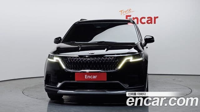 Kia Carnival 2021 — ფოტო 3/20