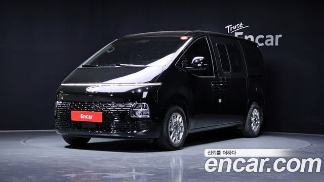 Hyundai Staria 2024 — ფოტო 1/20