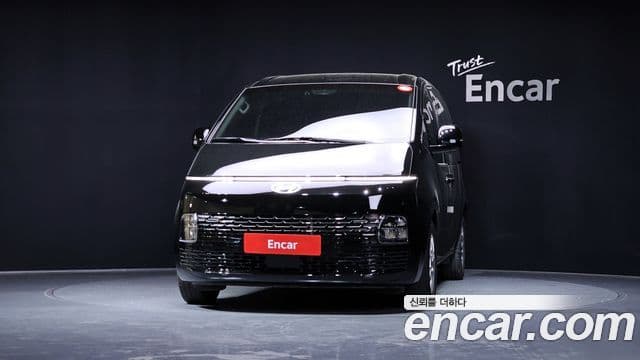 Hyundai Staria 2024 — ფოტო 3/20