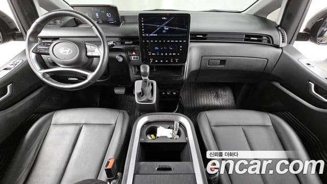Hyundai Staria 2024 — фото 7 из 20