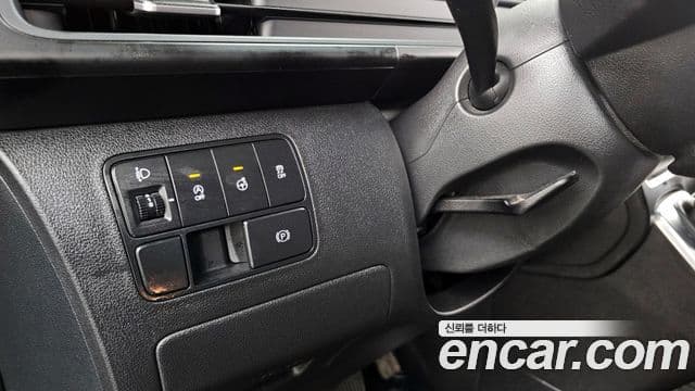 Hyundai Staria 2024 — фото 17 из 20