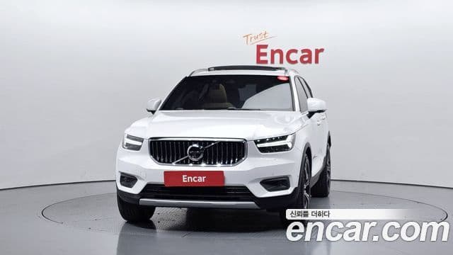 Volvo XC40 2019 — Şəkil 3/20