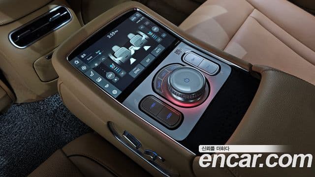 Genesis G90 2022 — ფოტო 19/20