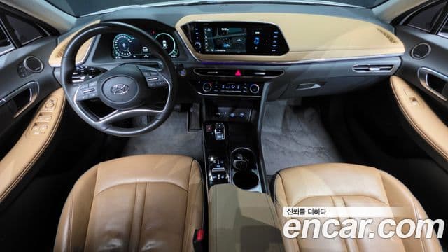 Hyundai Sonata 2021 — ფოტო 7/20