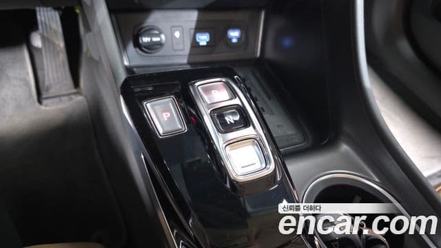 Hyundai Sonata 2021 — ფოტო 9/20