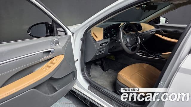 Hyundai Sonata 2021 — ფოტო 10/20