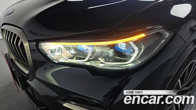 BMW X5 2022 — Photo 14/37
