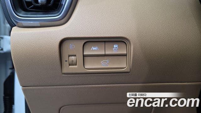 Kia Sorento 2021 — ფოტო 14/20