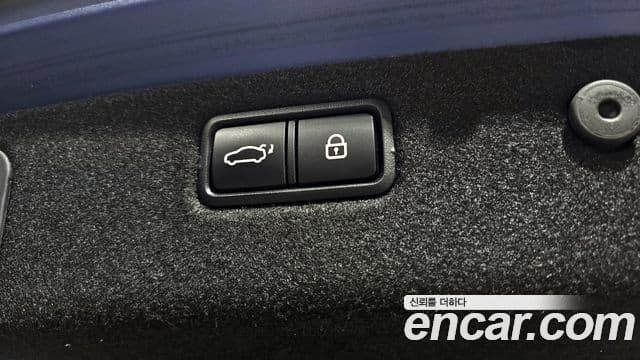 Genesis G70 2020 — ფოტო 19/20