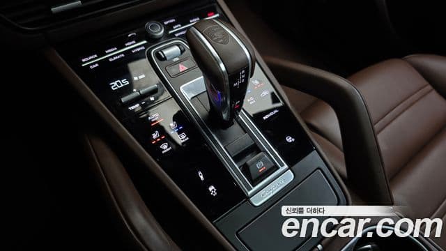 Porsche Cayenne 2021 — фото 9 из 20