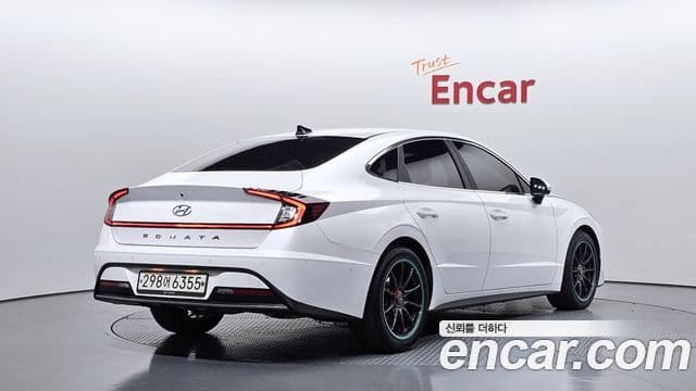 Hyundai Sonata 2019 — Фото 2/20