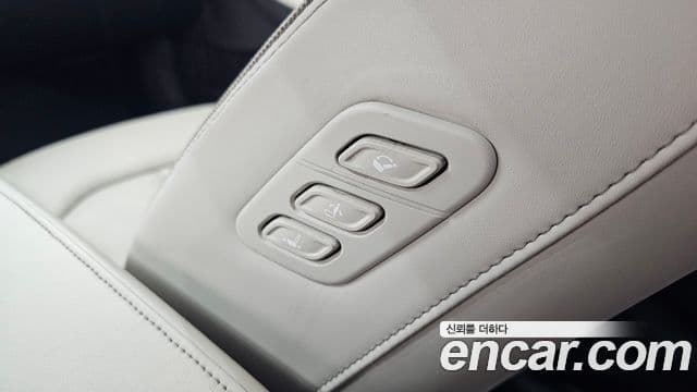 Hyundai Sonata Hybrid 2019 — Şəkil 16/34