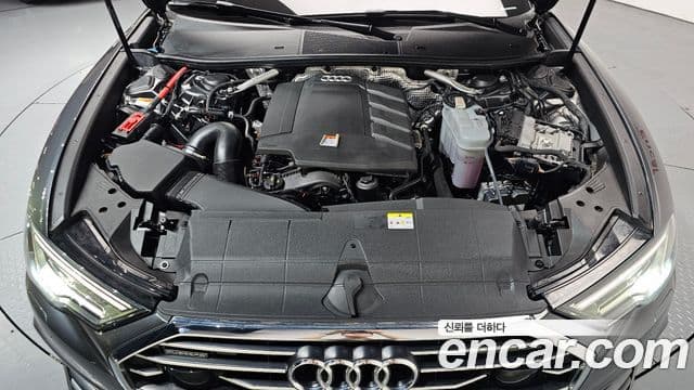Audi A6 2021 — ფოტო 6/20