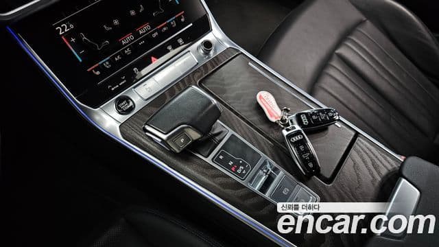 Audi A6 2021 — ფოტო 9/20