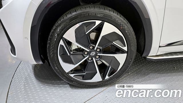 Renault Samsung Grand Koleos 2024 — Photo 4/35