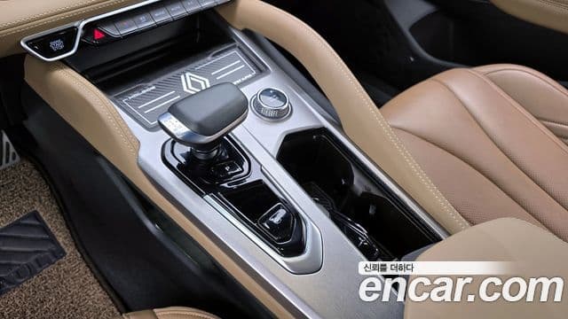 Renault Samsung Grand Koleos 2024 — Photo 32/35