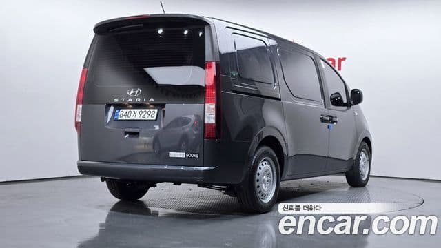 Hyundai Staria 2023 — Şəkil 2/20