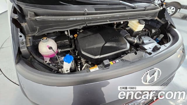 Hyundai Staria 2023 — фото 6 из 20