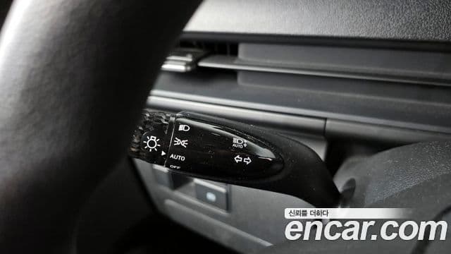 Hyundai Staria 2023 — Şəkil 18/20