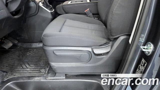 Hyundai Staria 2023 — Şəkil 19/20