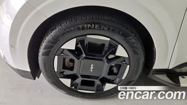Kia Carnival 2024 — Şəkil 4/18