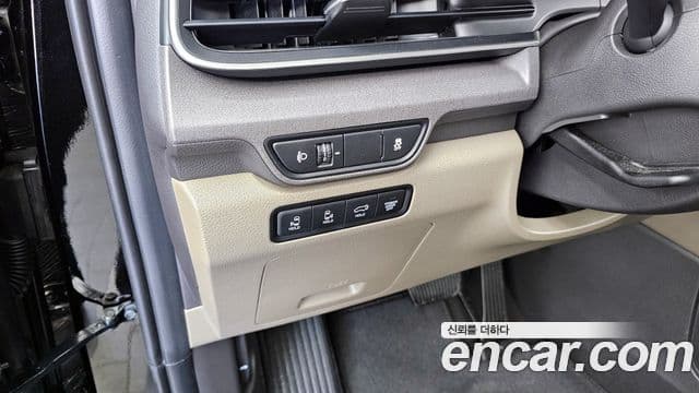 Kia Carnival 2024 — ფოტო 16/20
