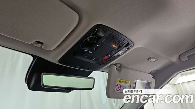 Kia Carnival 2024 — ფოტო 17/20