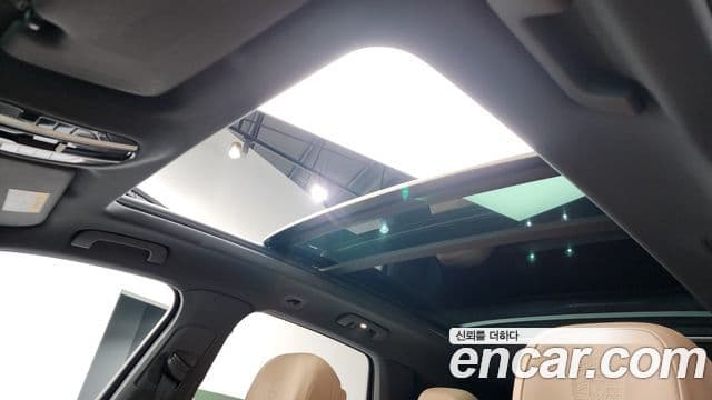Porsche Cayenne 2020 — ფოტო 17/20