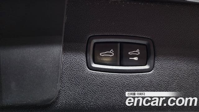 Porsche Cayenne 2020 — ფოტო 18/20