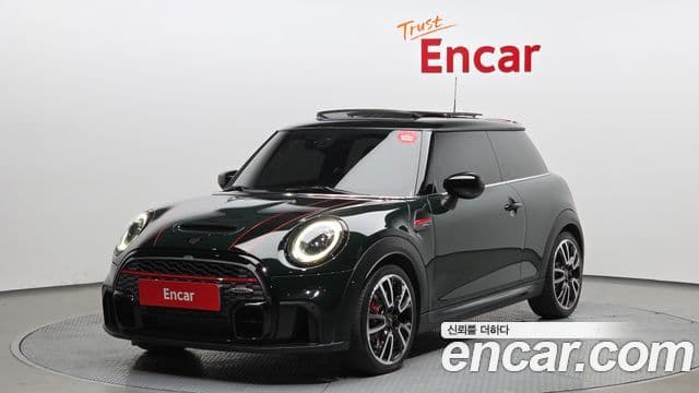 Mini Cooper S 2022 — ფოტო 20/20