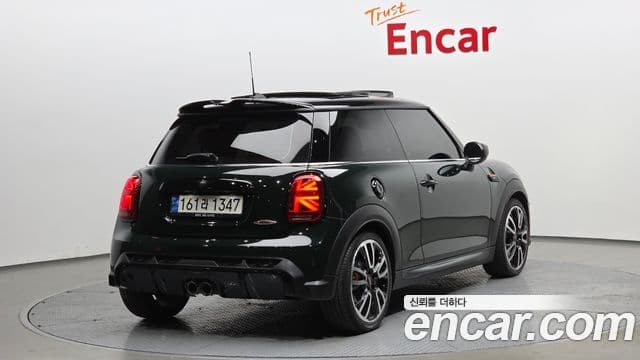 Mini Cooper S 2022 — ფოტო 1/20