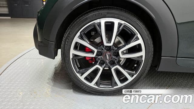 Mini Cooper S 2022 — ფოტო 4/20