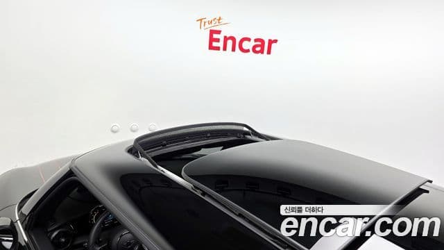 Mini Cooper S 2022 — ფოტო 17/20