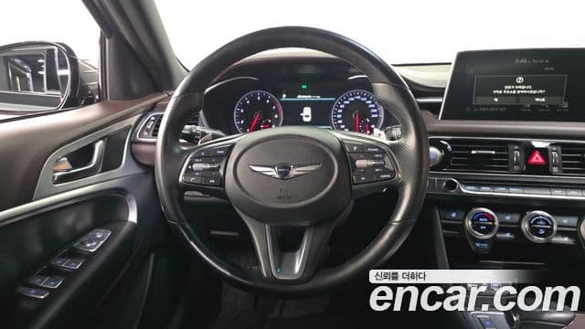 Genesis G70 2018 — Şəkil 13/20