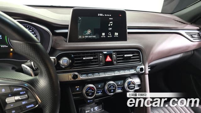 Genesis G70 2018 — фото 14 из 20
