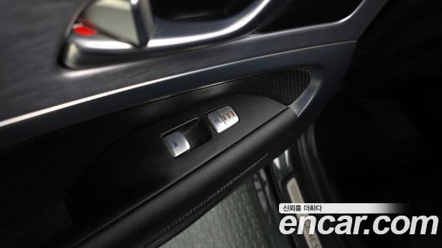 Genesis G70 2018 — Şəkil 19/20