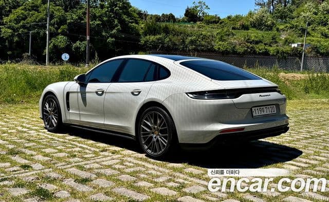 Porsche Panamera 2023 — Şəkil 5/20