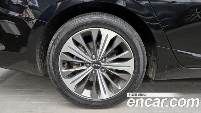 Kia K8 2022 — фото 5 из 20