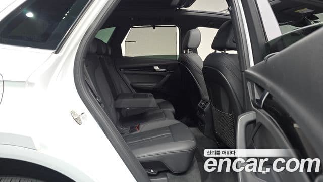 Audi Q5 2021 — ფოტო 12/20