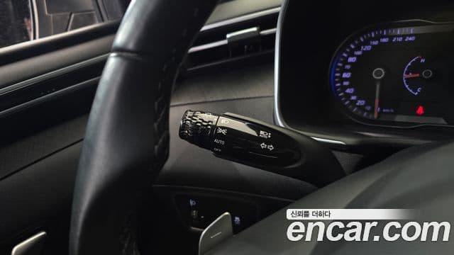 Hyundai Tucson Hybrid 2021 — Photo 23/30