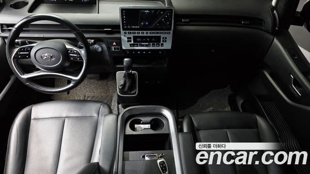 Hyundai Staria 2022 — Фото 7/20