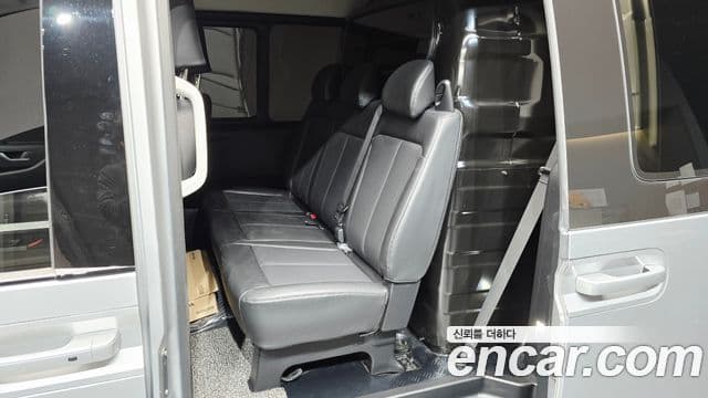 Hyundai Staria 2022 — Фото 11/20