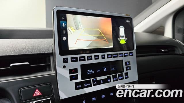 Hyundai Staria 2022 — Фото 17/20